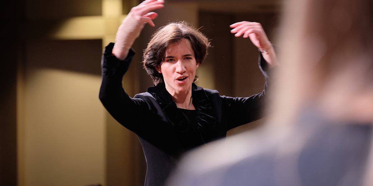 Dr. Angela Holt directs Northwestern's Symphonic Band.