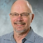 Biology professor awarded for faculty service