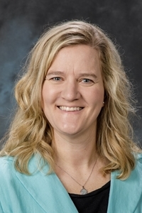 Rev. Kristin Brouwer ’04