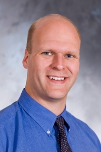 Dr. Mike Wallinga '01