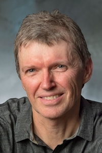 Dr. Thomas Holm