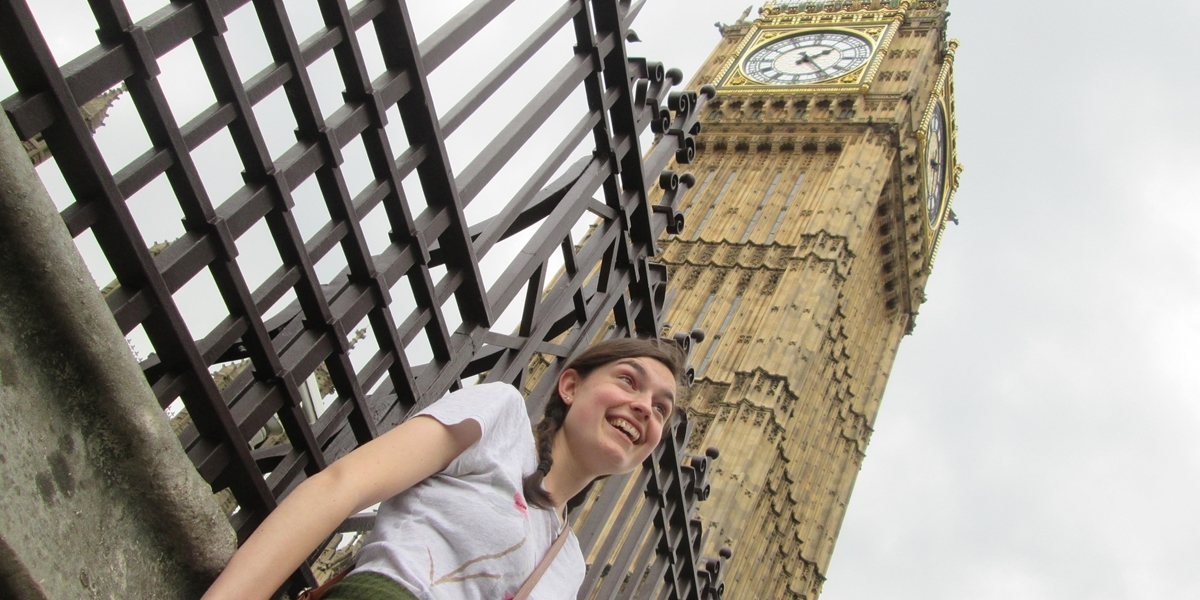 A Northwestern student visits Big Ben during her off-campus experience in England.