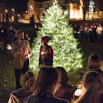 Northwestern invites community to President's Christmas Tree Lighting