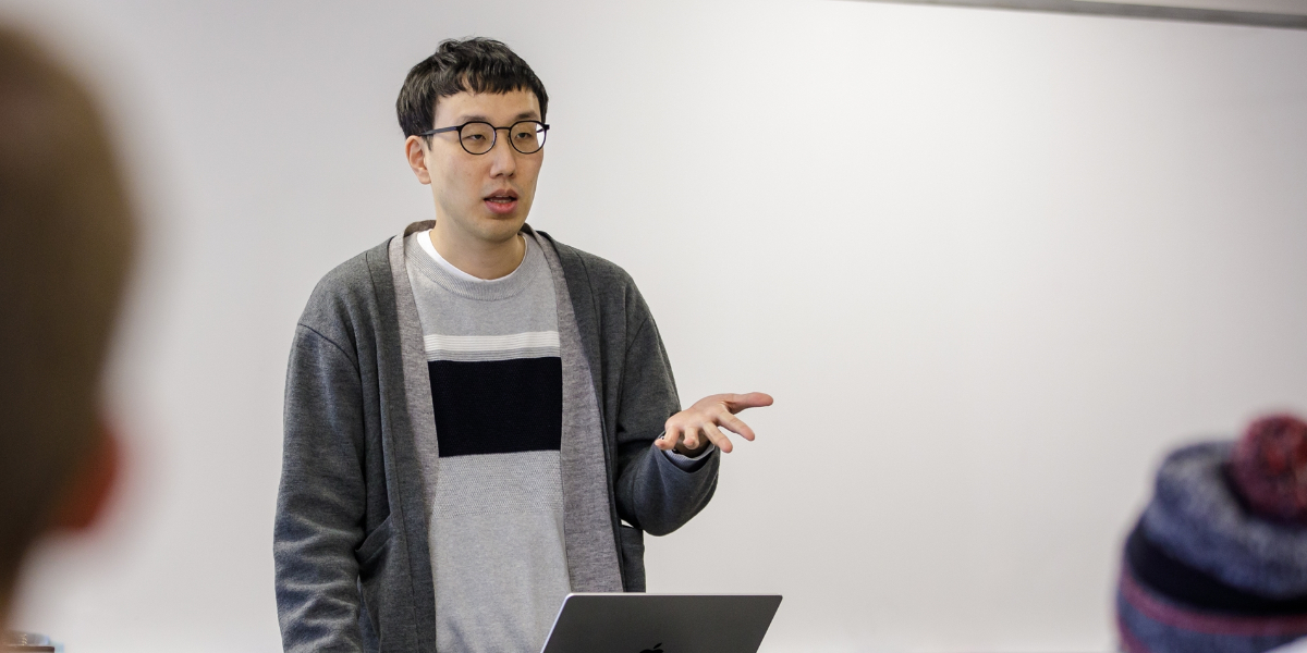 <div class='profile-name'>Dr. Hyunsung Jun</div>