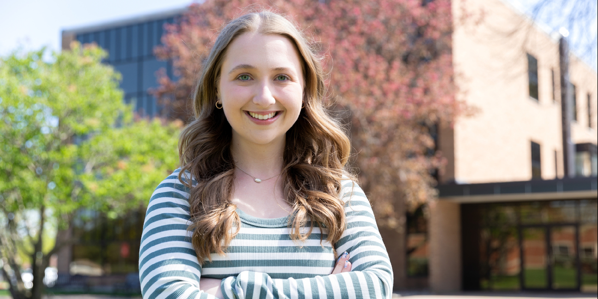 <div class='profile-name'>Abby Roeske</div>