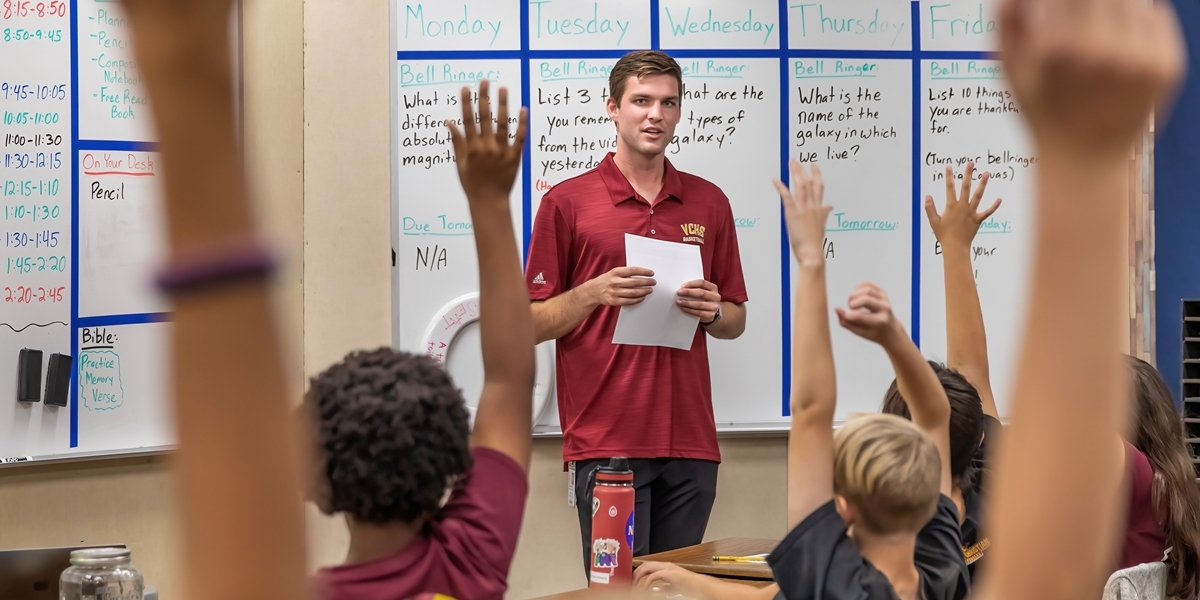 <div class='profile-name'>Christian Korver</div>