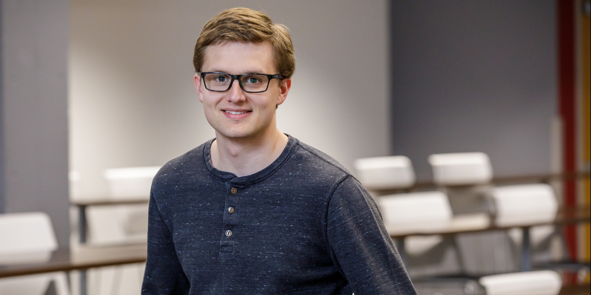 <div class='profile-name'>Luke Lundquist</div>
