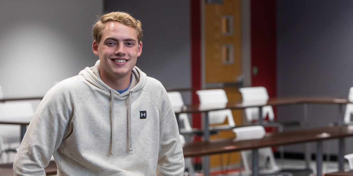 <div class='profile-name'>Noah Roisum</div>