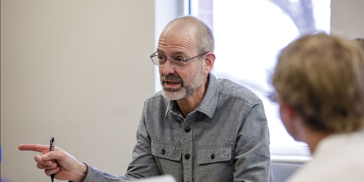 <div class='profile-name'>Dr. Scott Monsma</div>